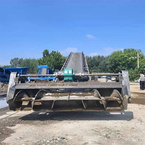Track-type Reclaimers for Granular Materials, Gravel Scraping Conveyors, Remote-controlled Scraping and Loading Machines photo-3