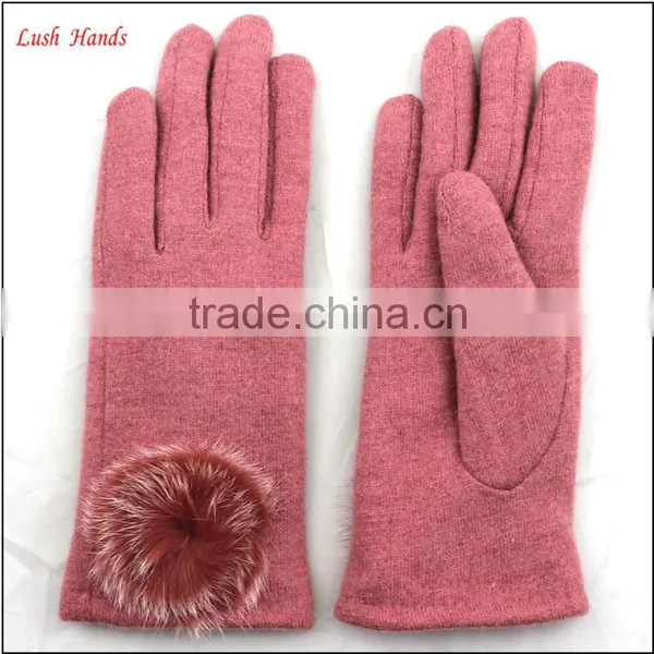 Ladies Fashion Pink Woolen Hand Gloves Manufactory photo-2