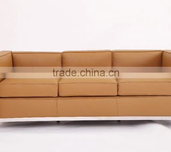 Bauhaus Furniture Supplier Le Corbusier LC2 Sofa Replica photo-2