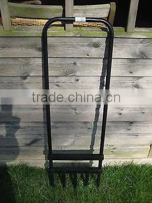 Hollow Tine Rolling Lawn Aerator
