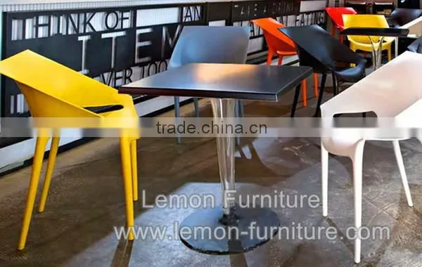 Top Grade Useful Engineered Quartz Dining Table photo-3