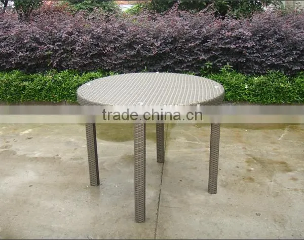 Outdoor Rattan Acrylic Table photo-5