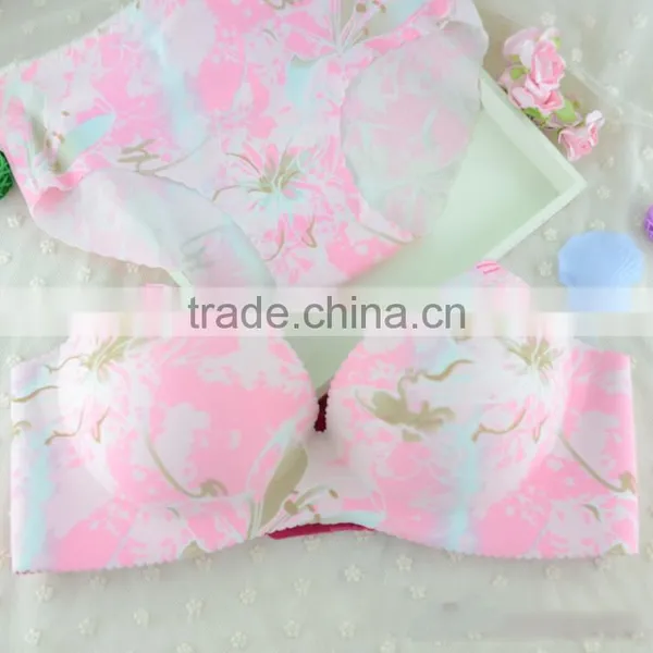 Self Adhesive Seamless Set Ladies Bra Designs photo-2