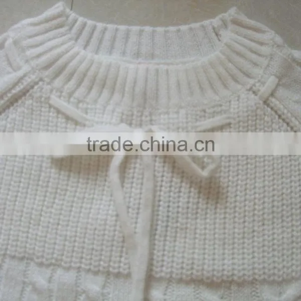 High Quality Kangaroo Packet Twist Pullover Sweater Designs for Girls (BKNB5345) photo-3
