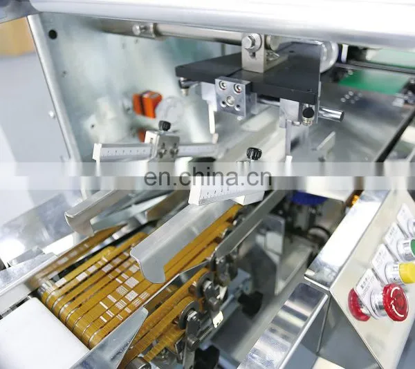 Compact Small Horizontal Flow Wrapper BIscuits /Cookies /Crackers/Brownies/Cake 3-Side Seal Plastic Pouch Pillow Packing Machine photo-4