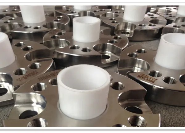 Fluorine PTFE-Lined Piping Systems & Vessels photo-3