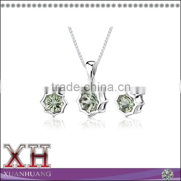 Colorful Women Snowflake Jewelry Set Snowflake Necklace Earrings Jewelry Set photo-2