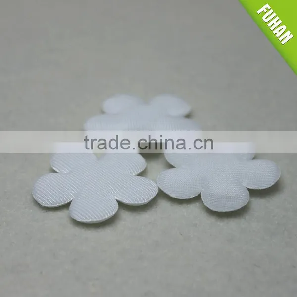 Custom Shape Ultrasonic Embossing Fabric Label for Children Clothes photo-6