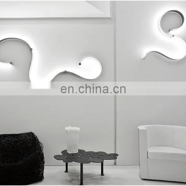 Nordic Newest Creative Aluminum LED Curve Wall Lamp Wall Sconce Snake Modern Wall Light for Home photo-4