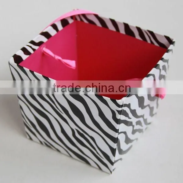Paper Container for Stationery or Gifts photo-4