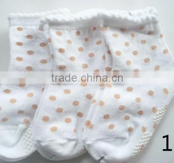 Boys White Socks photo-3
