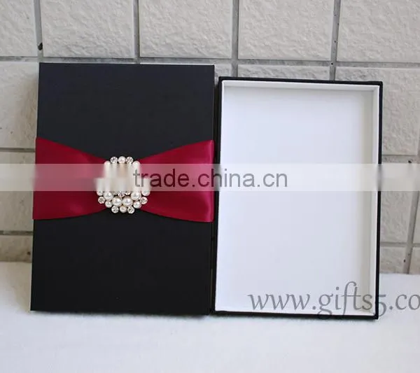Black Color Silk Wedding Invitation Box With Crown Brooch Embellishment photo-4