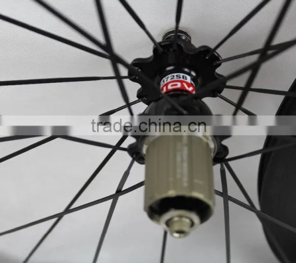 Best-selling Toray Full Carbon 60mm Road Bicycle Carbon Wheels,carbon Bike Wheels Clincher and Tubular photo-4