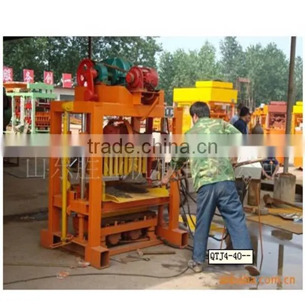 QTJ4-40 Mold Vibration Semi Automatic Concrete Hollow Block Making Machine in Guangzhou photo-6
