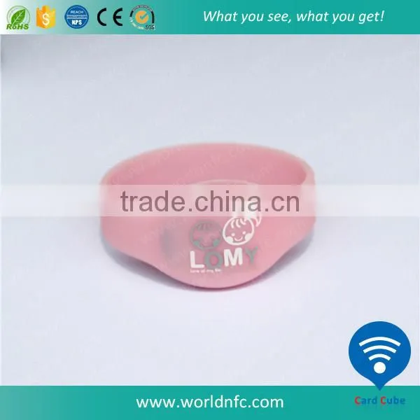 Bottom Price Best Selling NFC Waterproof RFID Watch/wristband Tag photo-3
