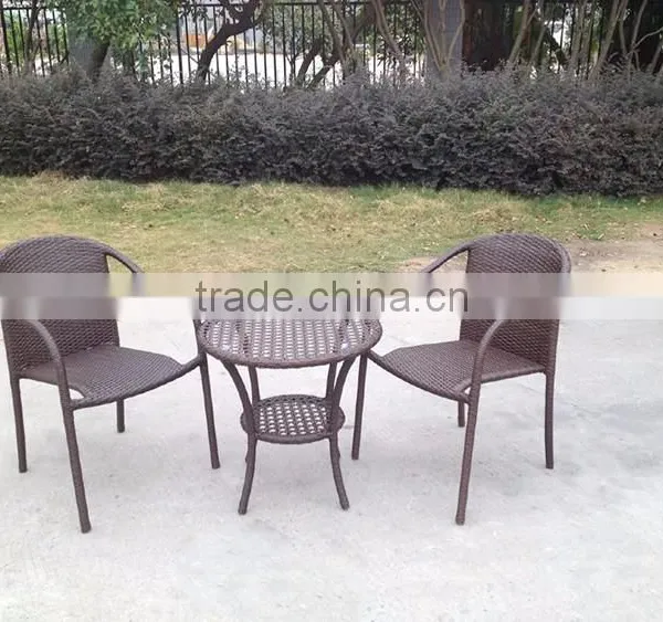 3 Pcs Outdoor Garden Coffee Table And Folding Chair photo-2