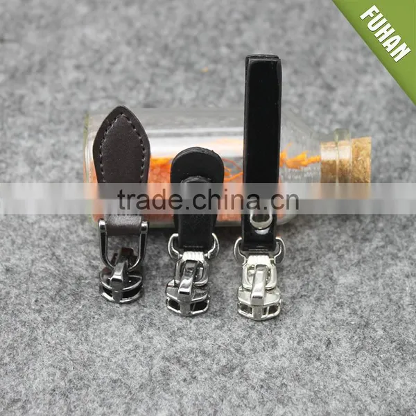 Customized Wholesale High Quality Leather Zipper Slider photo-3