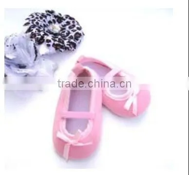 2016 New Design High Quality Boutique Soft Baby Sole Shoes photo-3