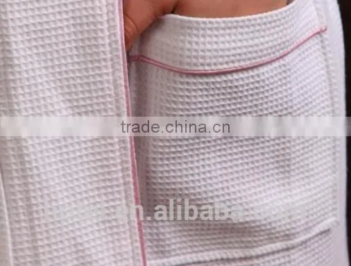 Hot Sale Cotton White Waffle Bathrobe for 5 Star Hotel photo-3