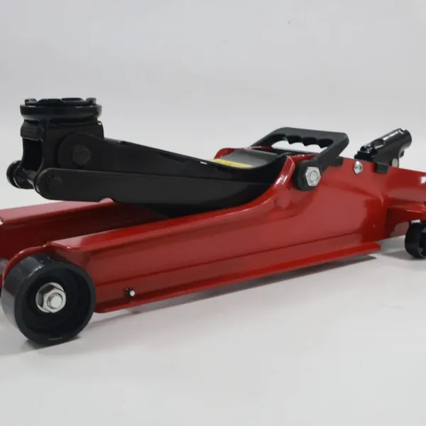 Hydraulic Floor Jack 2.5Ton Net Weight 12.5kg, Durable Construction With 1-Year Warranty and Easy Spare Parts Replacement