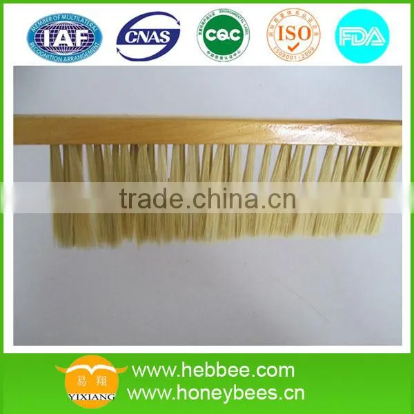 Hot Sale Wood Handle Bee Brush for Export photo-3