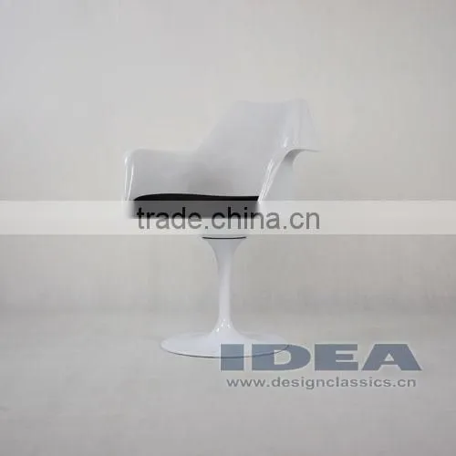 Replica Eero Saarinen Tulip Arm Chair - Black Cushion photo-2