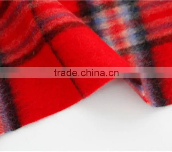 Red Yarn Dyed Checked Pure Wool Scarf With Fringe photo-4