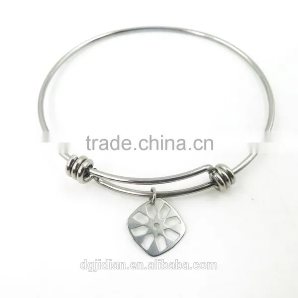 Wholesale Stainless Steel Expandable Wire Bangle With Charm photo-2