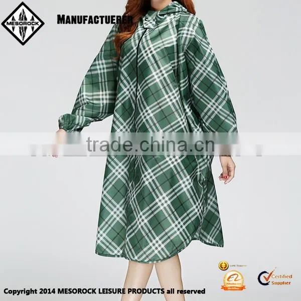 Free Size Reusable Unisex Waterproof Portable Raincoat Emergency Rain Poncho