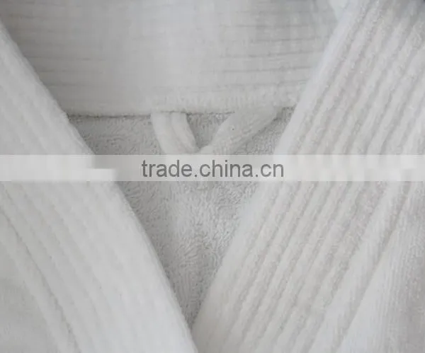Cheap High Quality Comfortable Bathrobe photo-2