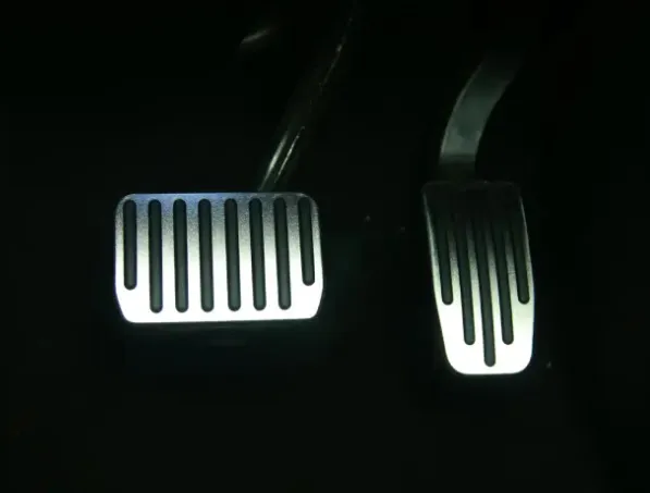 CNC Machined Accelerator & Brake Pedal Assembly - 5mm Steel Plate Construction with Anti-Slip Surface