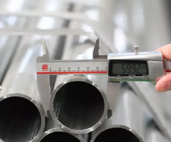 Hotdip Galvanized Low Carbon Steel Pipe ASTM Standard ISO9001 Certified for Structure Fluid photo-2