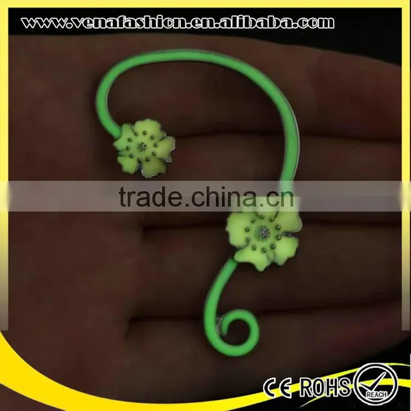 Flower Shaped Glow in the Dark Stud Alloy Earring photo-2