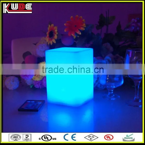 Bar Table Decoration Lighting Wireless Battery LED Table Lamp With Remote Control photo-3