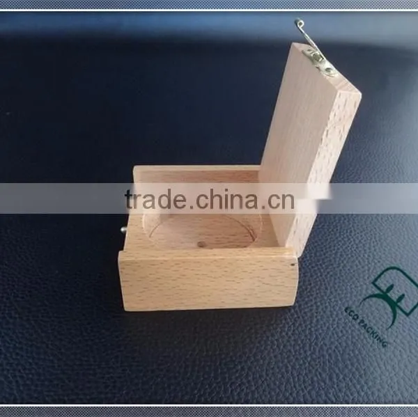 Natural Solid Wooden Coin Display Box With Lock photo-4