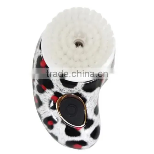 Battery Operated Electric Facial Cleanser photo-4