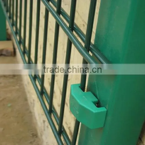 Pre-twin 868 Twin Wire Welded Grille Panel Price Rigid Mesh Fence photo-3