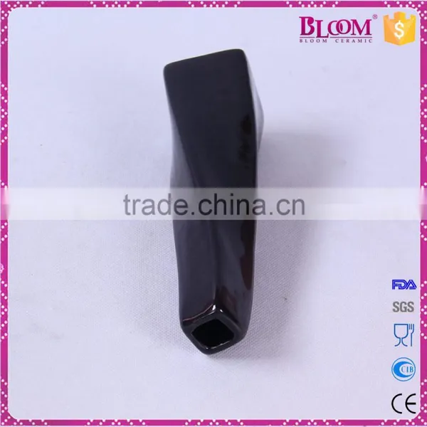 Irregular Shape Ceramic Black Glaze Single Flower Vase photo-4