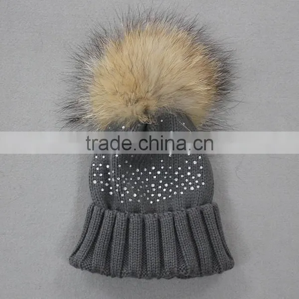 Myfur Chinese Manufacturer Woolen Hat for Kids With Detachable Raccoon Fur Pompom photo-5