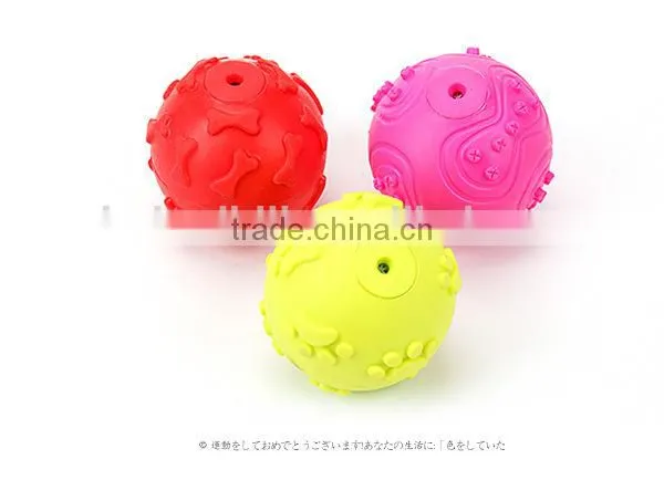 The New 2017 Dogs Bite Ball TPR Rubber Bone Molar Teeth Footprints Design Pet Toy Exports photo-2