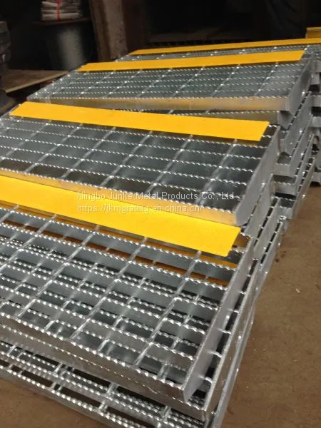 China Factory Cheaper Galvanized Steel Bar Grating photo-2