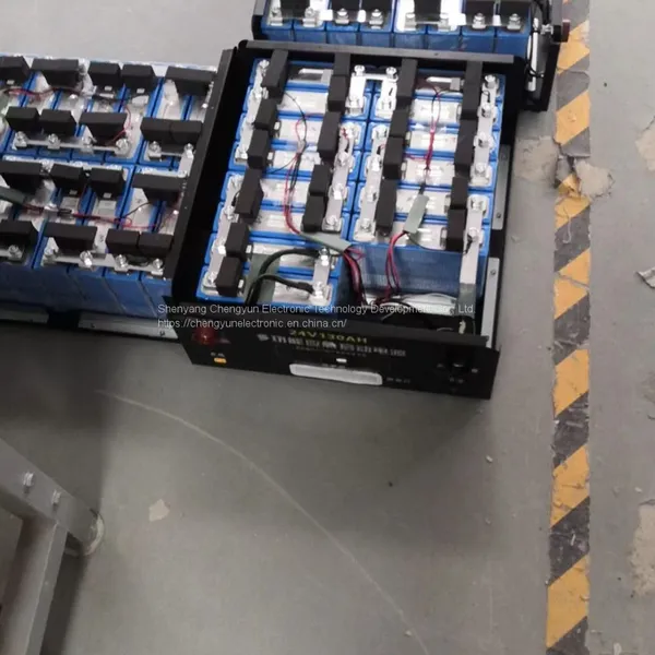 24V/130AH Emergency Restarter Jump Starter for Trucks in Cold Winter for Russia or Other Cold Winter Countries photo-2