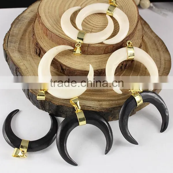 JF6921 New Hand Carved Natural Black Cream Bone Crescent Pendants,Moon Pendants Quality Choice photo-3