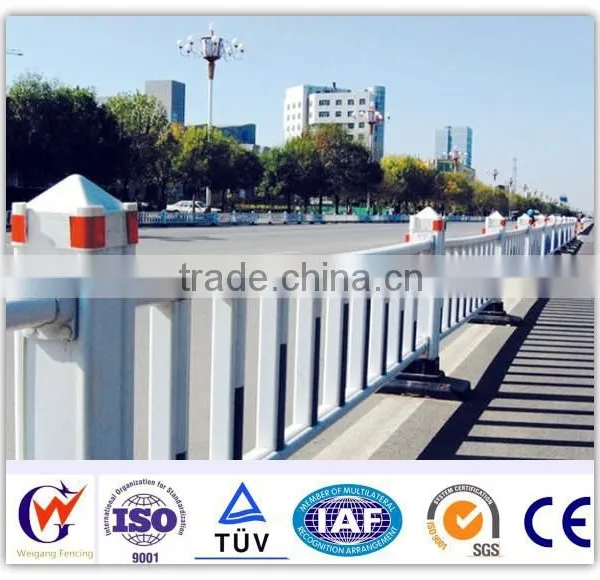 Modern Rustproof Steel Traffic Guardrail/vehicle Guardrail photo-2