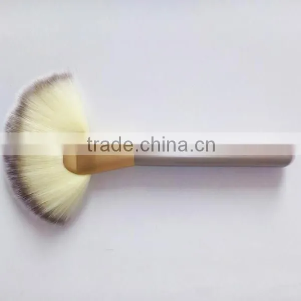 Personalized Custom Logo Makeup Brushes With Packaging photo-2