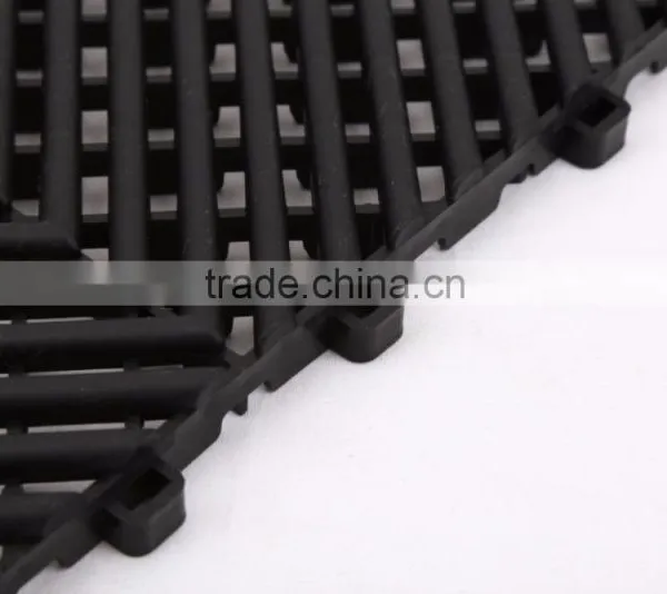 Heavy Duty 18mm Thickness PP Interlocking Plastic Garage Floor Tiles for Car Show photo-2