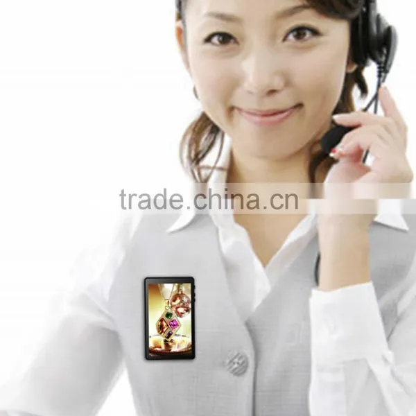 Wearable Photo Name Badge w/ Bluetooth 480*272 Resolution Rechargeable Lithium Battery 3.0 Inch LED LCD Sharp Screen