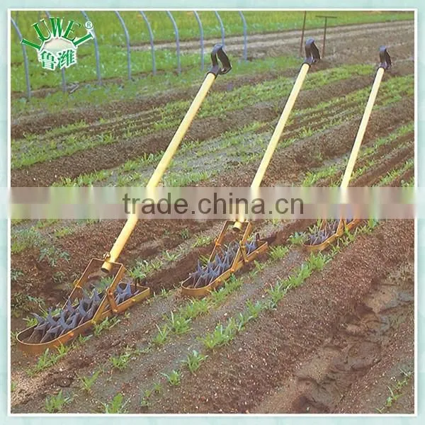 2015 New Designed Hand Rotary Cultivator for Garden Lawn Ripper photo-3