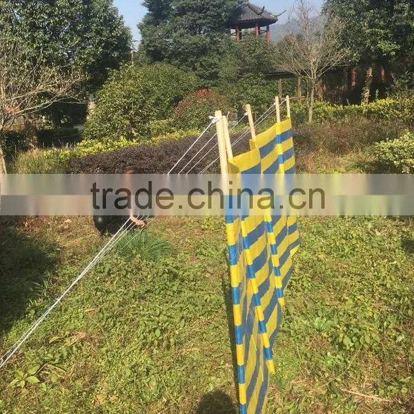 FD - 1622 Cheap PE and Wood Poles Beach Wind Screen photo-4