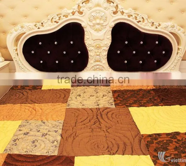 Hand Embroidered Blanket and Pillowcases Made From 100% Natural Silk in Vietnam, Warm and Breathable photo-6